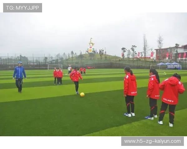 琑队如何建立职业化的球员成长生态圈，如何建一支球队