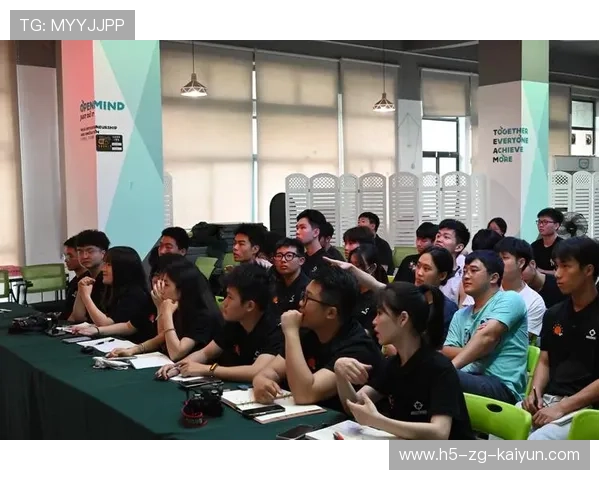 世界篮球学院在教学中推广国际认证课程与跨国师资互换计划，世界篮球协会官网